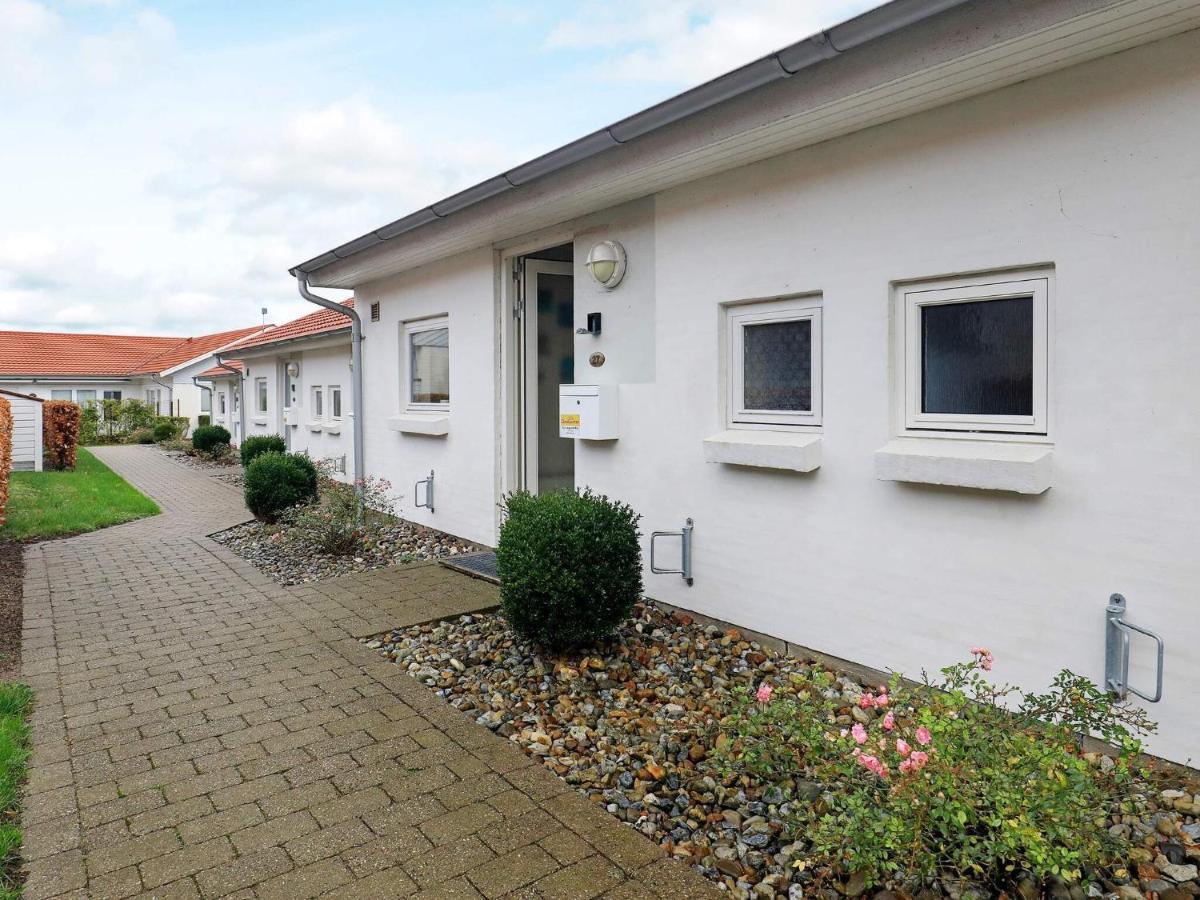 4 Person Holiday Home In R Sk Bing Aeroskobing Exterior photo